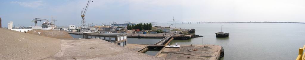Saint-Nazaire les chantiers et l'estuaire